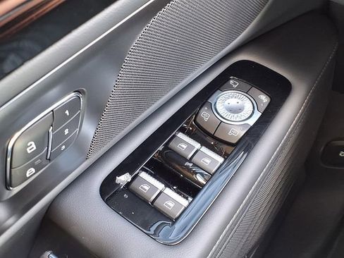 New 2026 Lincoln Nautilus Premier AWD/4WD image 15
