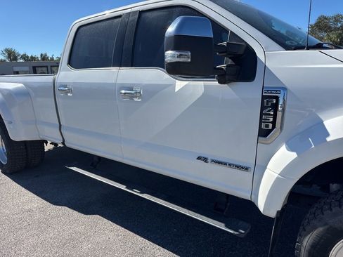Certified 2020 Ford F450 Platinum w/ FX4 Off-Road Package image 10