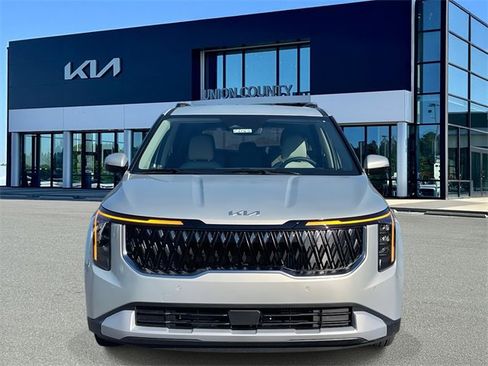 New 2026 Kia Carnival EX image 2