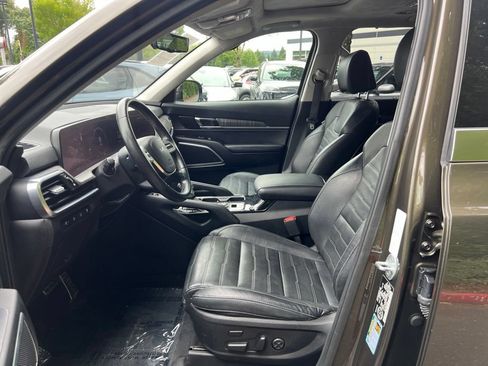 Used 2023 Kia Telluride SX X-Line AWD/4WD image 13