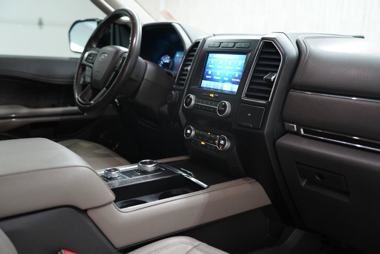 Used 2021 Ford Expedition Limited AWD/4WD image 16