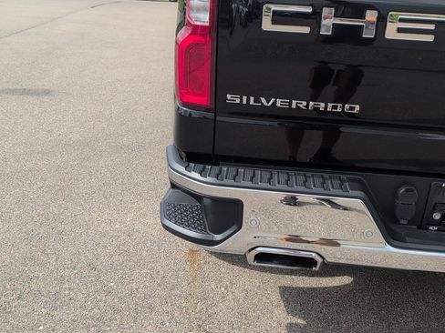 Used 2019 Chevrolet Silverado 1500 LTZ w/ LTZ Plus Package AWD/4WD image 6
