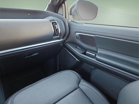 New 2025 Ford Expedition Platinum w/ Stealth Performance Package image 13