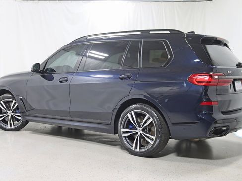 Used 2022 BMW X7 M50i image 10