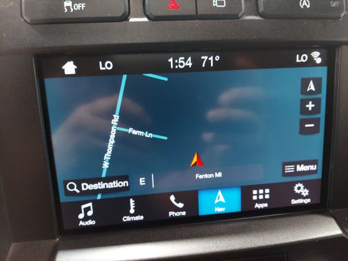 Used 2018 Ford F150 Platinum w/ Technology Package AWD/4WD image 12