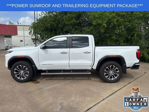 Used 2024 GMC Canyon Denali image 8