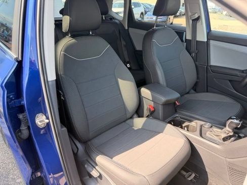 Certified 2024 Volkswagen Taos SE AWD/4WD image 24