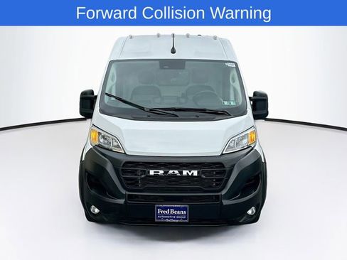 Used 2025 RAM ProMaster 2500 w/ Convenience Group FWD image 2