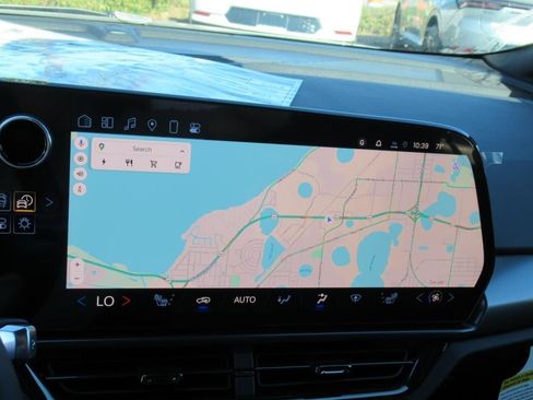 New 2025 Chevrolet Equinox EV RS image 28