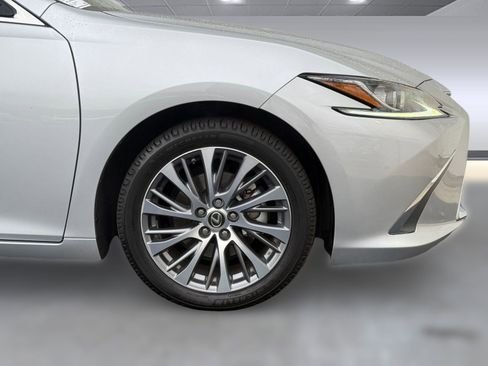 Used 2021 Lexus ES 300h ES 300h w/ Premium Package image 10