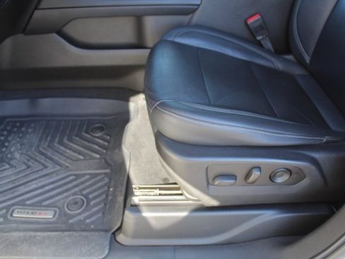 Used 2021 Chevrolet Tahoe Z71 image 38