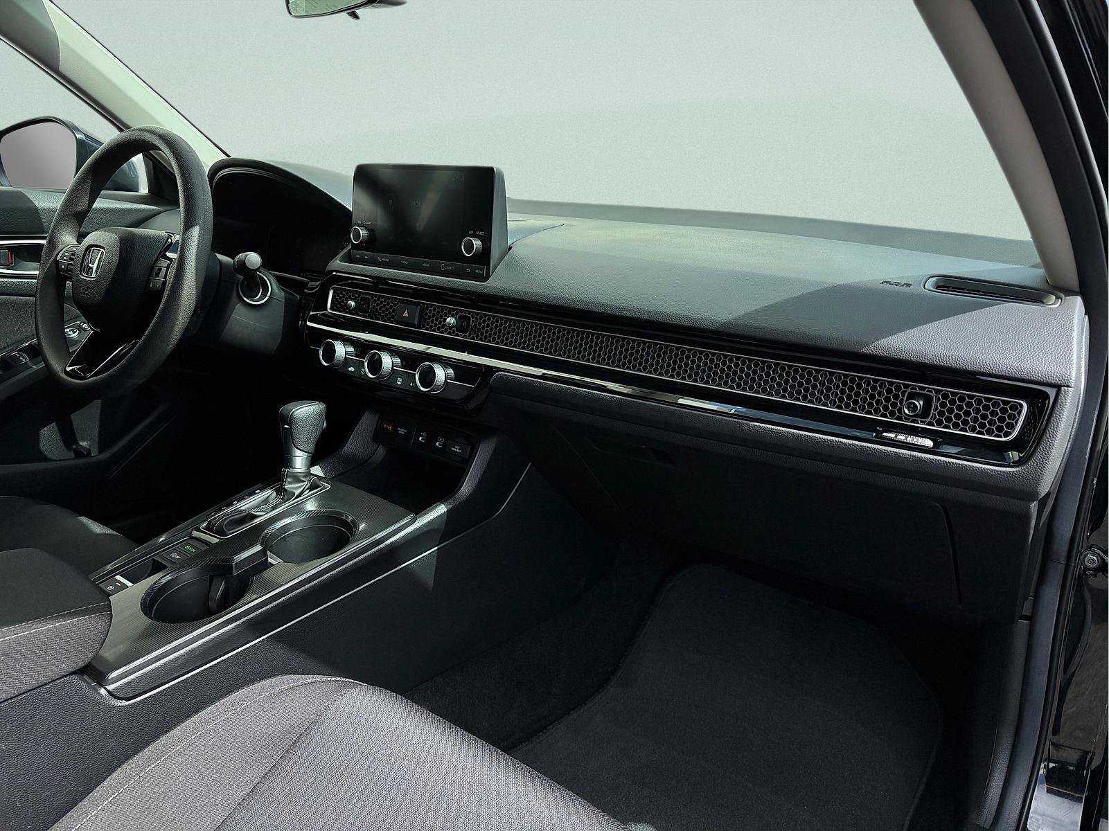 Certified 2025 Honda Civic LX image 32
