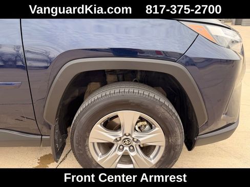 Used 2024 Toyota RAV4 XLE w/ Convenience Package image 11