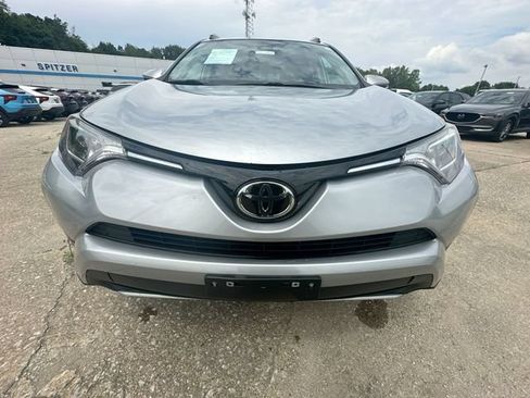 Used 2018 Toyota RAV4 XLE w/ Plus Extra Value Package AWD/4WD image 33