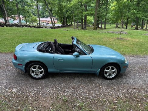 Used 2001 MAZDA MX-5 Miata LS RWD image 38