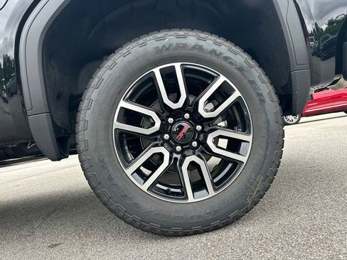 New 2026 GMC Sierra 1500 AT4 w/ AT4 Premium Package AWD/4WD image 20
