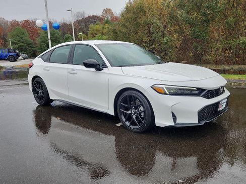 Certified 2025 Honda Civic Sport image 4