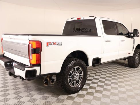 Used 2025 Ford F250 Platinum w/ Platinum Plus Package AWD/4WD image 22