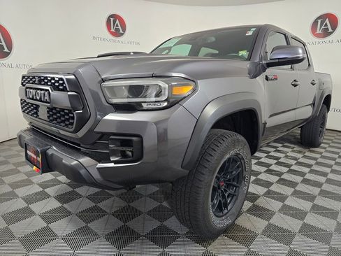 Used 2020 Toyota Tacoma TRD Pro AWD/4WD image 5