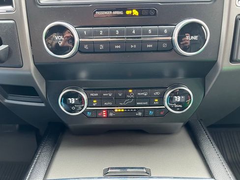 Used 2020 Ford Expedition XLT w/ Equipment Group 202A image 30