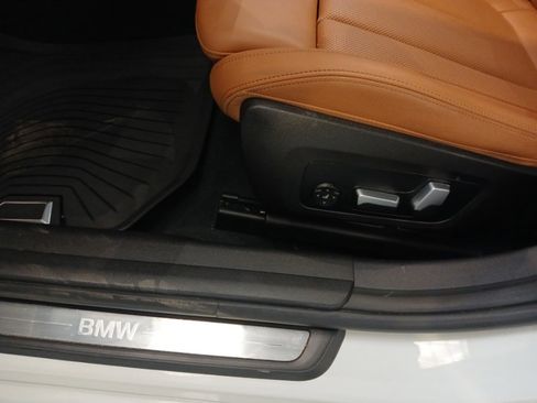 Used 2023 BMW 330i xDrive Sedan w/ Driving Assistance Package AWD/4WD image 12