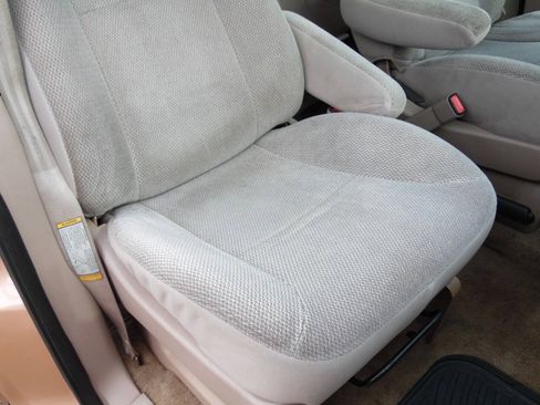 Used 1995 Ford Windstar LX FWD image 15