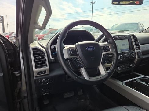 Used 2020 Ford F250 Lariat w/ Lariat Ultimate Package AWD/4WD image 8