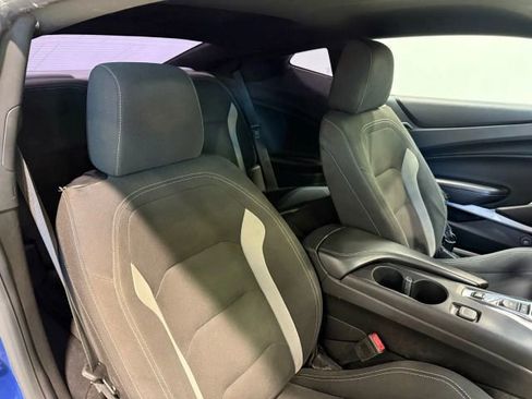 Used 2019 Chevrolet Camaro LS image 25