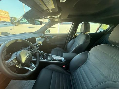 New 2024 Alfa Romeo Tonale Ti image 8