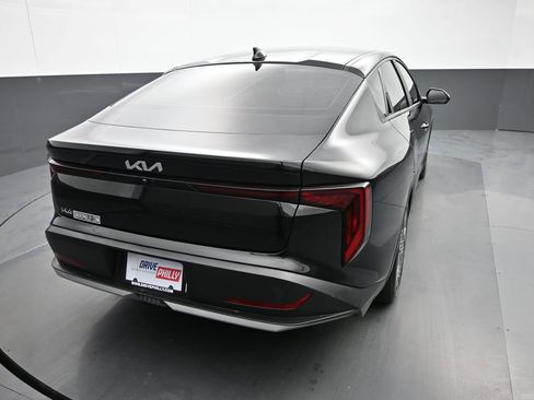 Used 2025 Kia K4 LX image 7