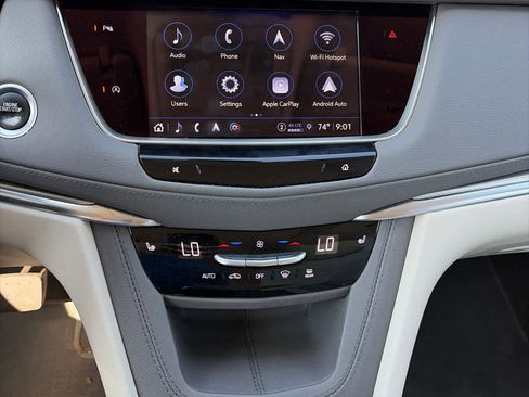 Used 2024 Cadillac XT5 Premium Luxury AWD/4WD image 12