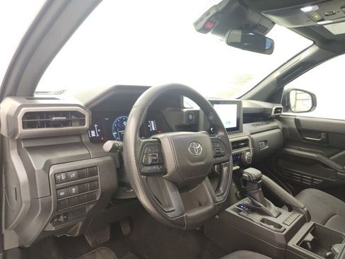 Certified 2024 Toyota Tacoma SR image 11