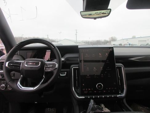 New 2026 GMC Yukon Elevation w/ Elevation Premium Package image 16