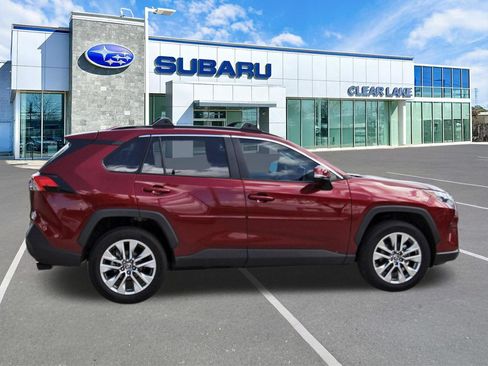 Used 2025 Toyota RAV4 XLE Premium FWD image 7