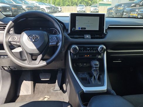 Used 2023 Toyota RAV4 XLE image 14