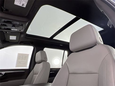 Used 2025 Chevrolet Tahoe LT w/ Sun And Tow Package image 19