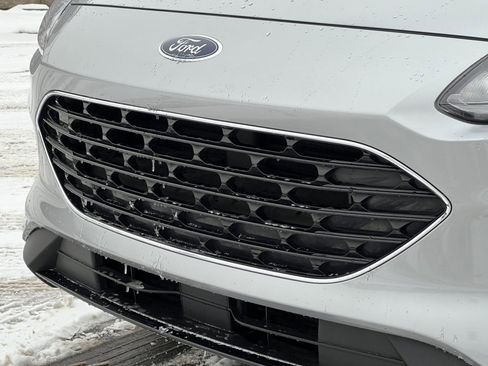 Certified 2021 Ford Escape SE w/ SE Sport Appearance Package image 34