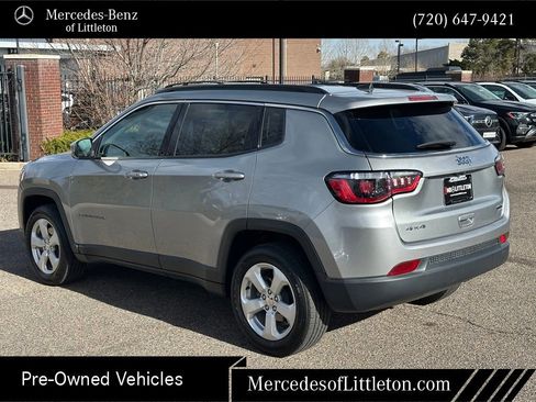Used 2021 Jeep Compass Latitude image 3