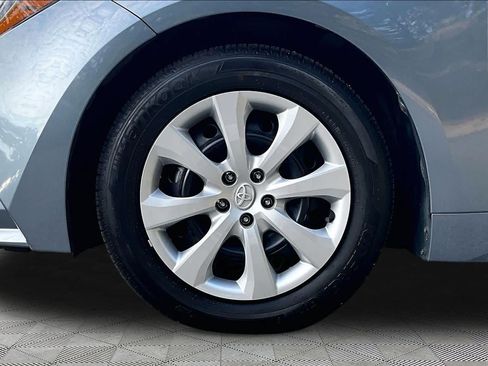 Certified 2025 Toyota Corolla LE w/ Convenience Package FWD image 11