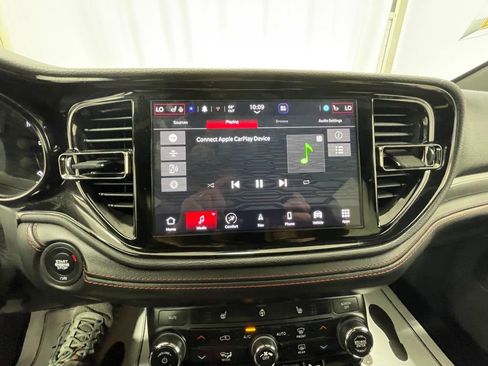 Used 2025 Dodge Durango GT AWD/4WD image 26