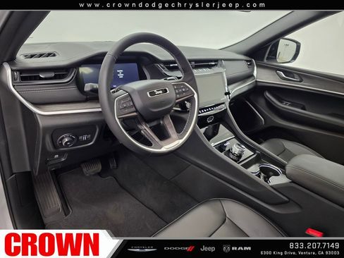 New 2026 Jeep Grand Cherokee Limited RWD image 17