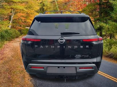 New 2026 Nissan Pathfinder Platinum