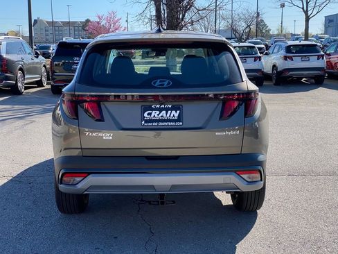 New 2026 Hyundai Tucson Blue SE w/ Tow & Go Package AWD/4WD image 6