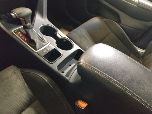 Used 2017 Kia Sportage LX image 26