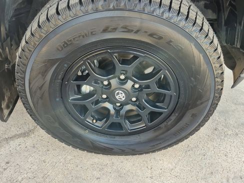 Used 2021 Toyota Tacoma 2WD Double Cab image 11