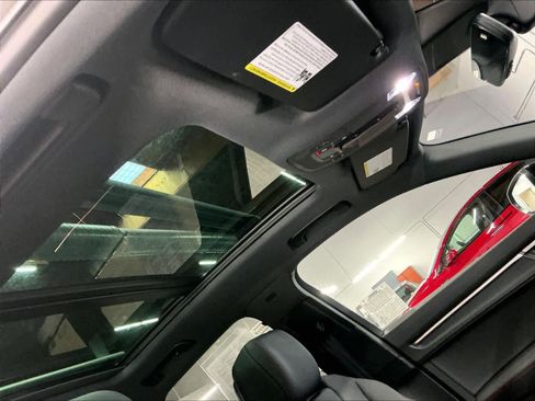 Certified 2025 Audi Q3 2.0T Premium Plus w/ Premium Plus Package image 25