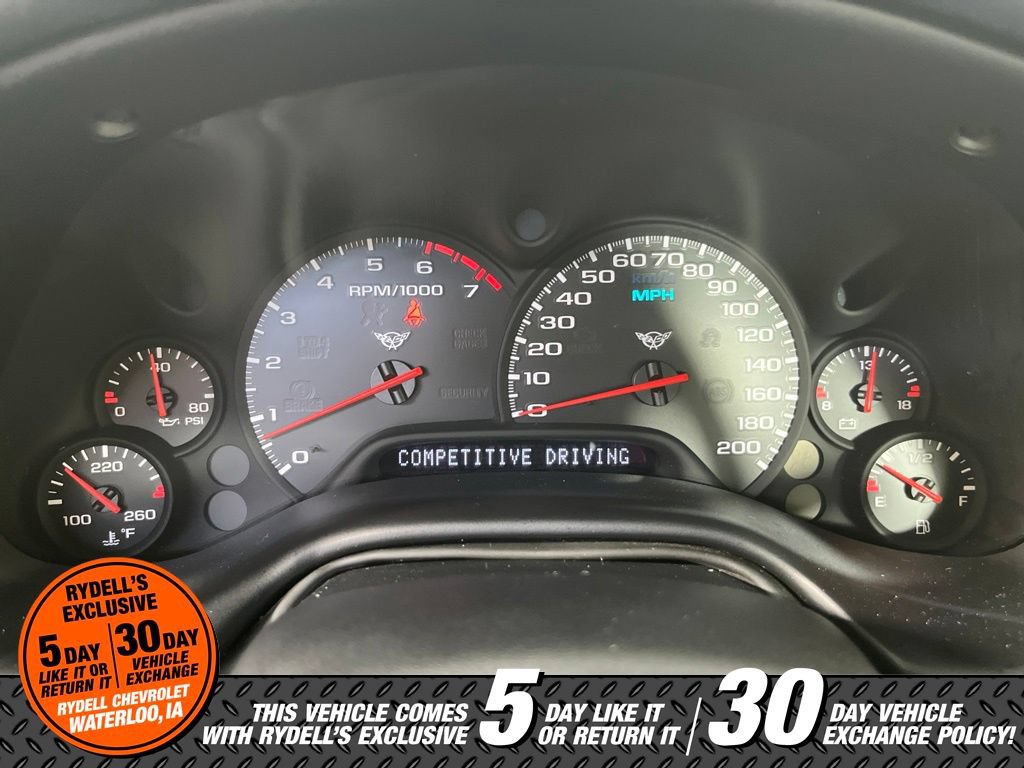 Used 2004 Chevrolet Corvette Coupe RWD image 25