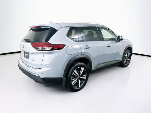 Used 2024 Nissan Rogue SL image 9