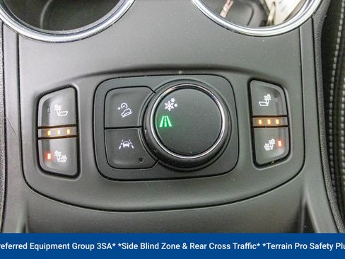 Used 2023 GMC Terrain SLE w/ Driver Convenience Package FWD image 11