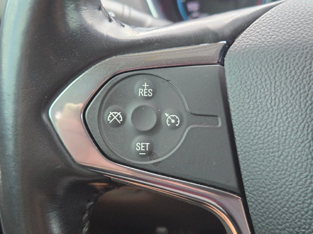 Used 2019 Chevrolet Traverse RS w/ LPO, 'HIT The Road' Package AWD/4WD image 24